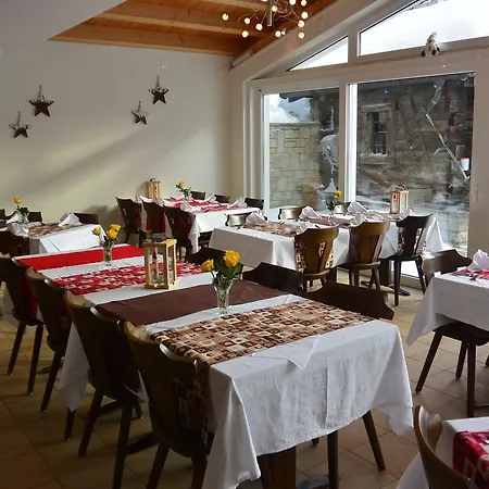 Mini-hôtel Baergsunnu Saas-Grund