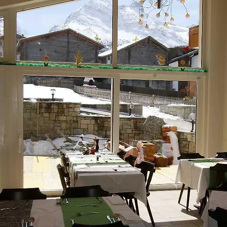 Mini-hôtel Baergsunnu Saas-Grund